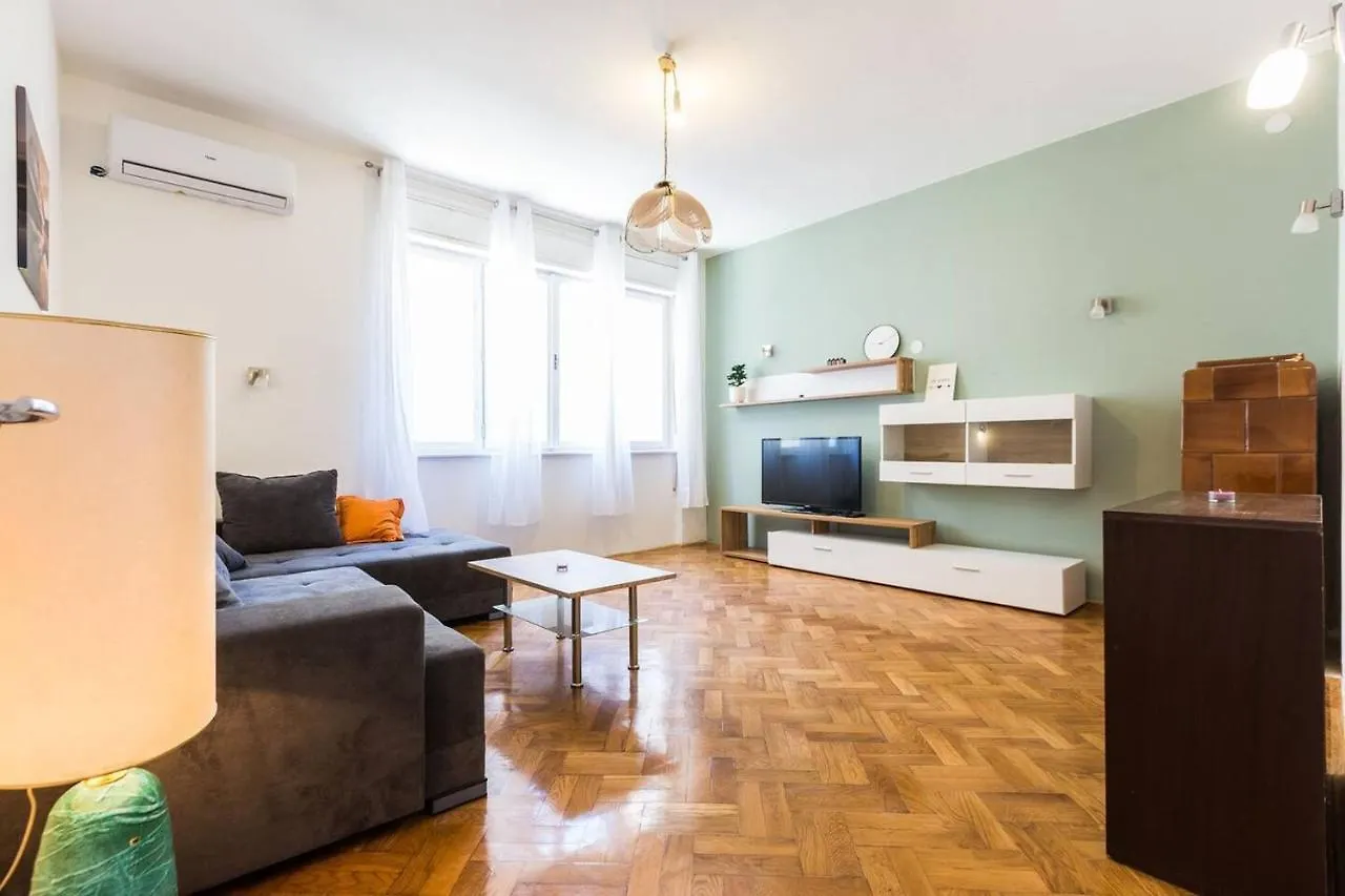 Royal G - Zadar City Centre Apartment 0*,  Croatia