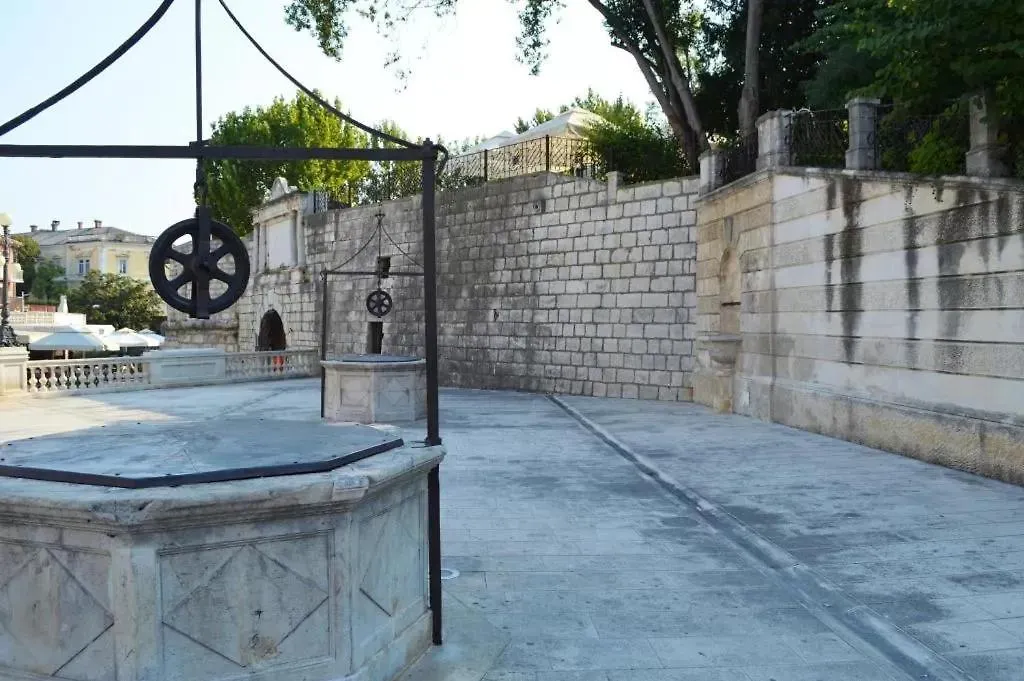 Royal G - Zadar City Centre Apartment