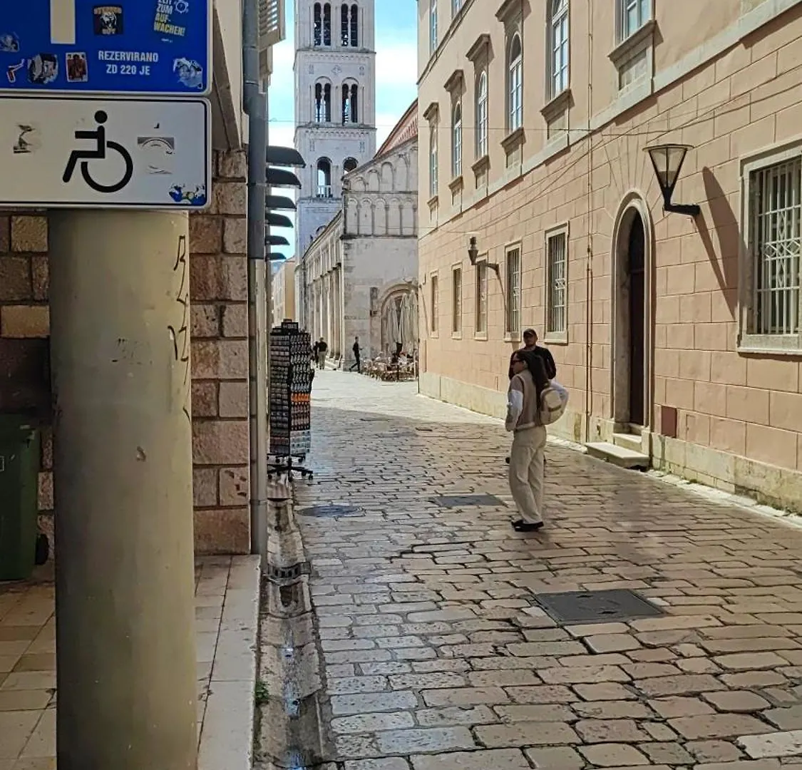 Royal G - Zadar City Centre Apartment 0*,  Croatia